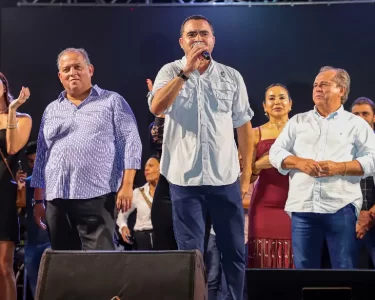 Wanderlei participa do aniversário de Colméia