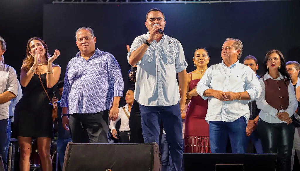 Wanderlei participa do aniversário de Colméia