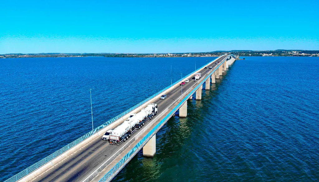 Ponte José Wilson Siqueira Campos