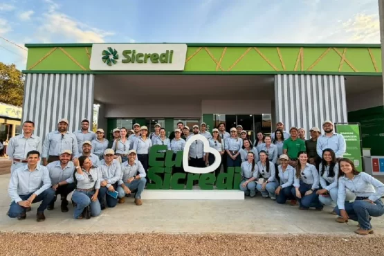 Sicredi reforça parceria com produtores durante a Agrotins 2026