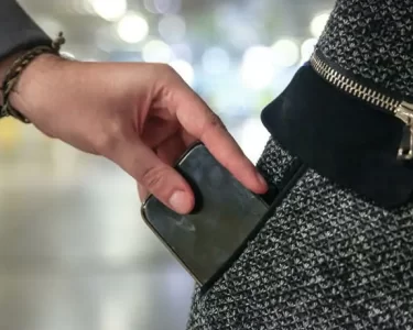 golpes digitais e roubo de celulares