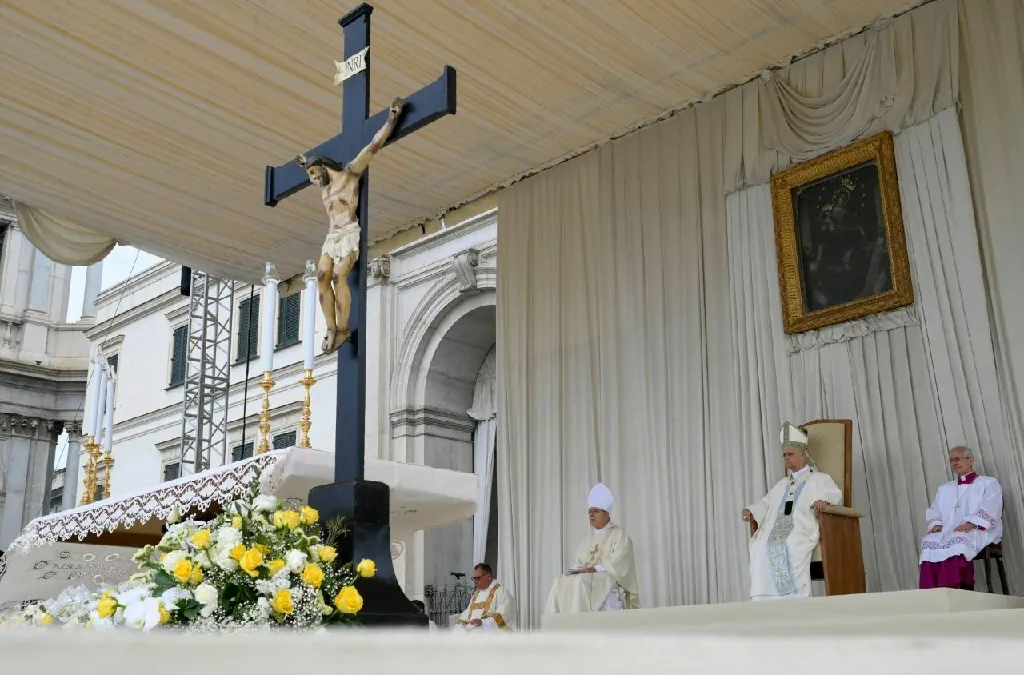 Papa em Pompeia mensagem de paz