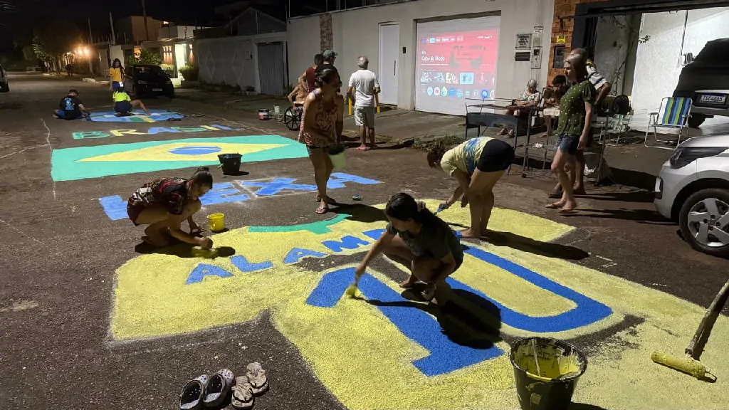 Alameda 10 da 108 Norte entra no clima da Copa do Mundo