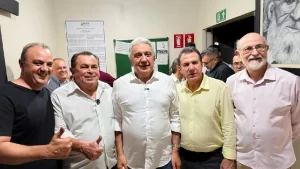 Laurez Moreira participa de plenária com Luiz Marinho