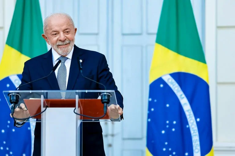 Lula G7