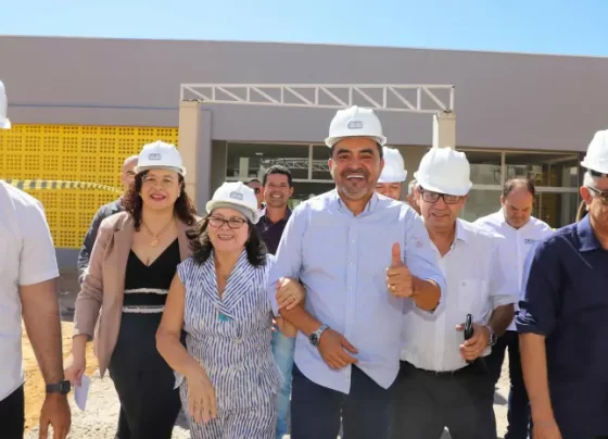 Escola Luzimangues